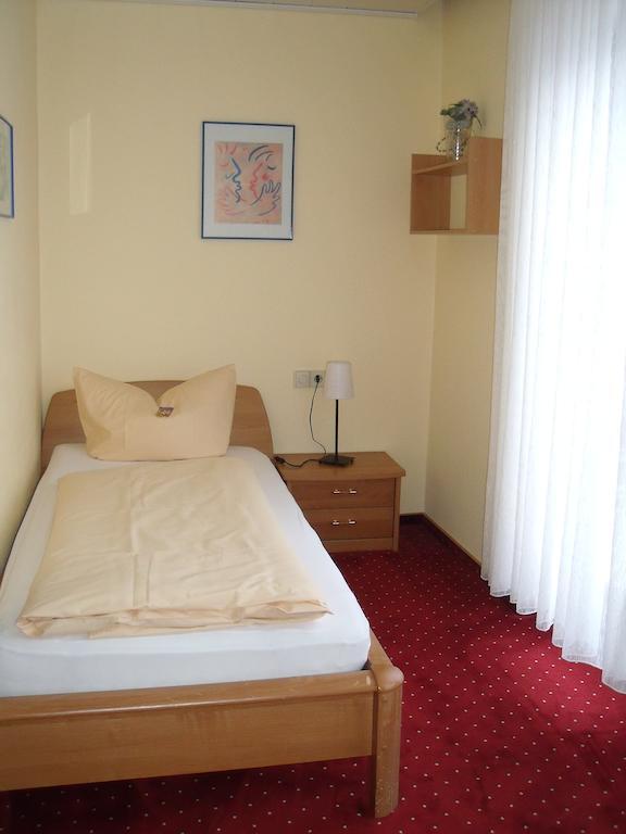 Aktivpension Regenbogen Willingen  Zimmer foto