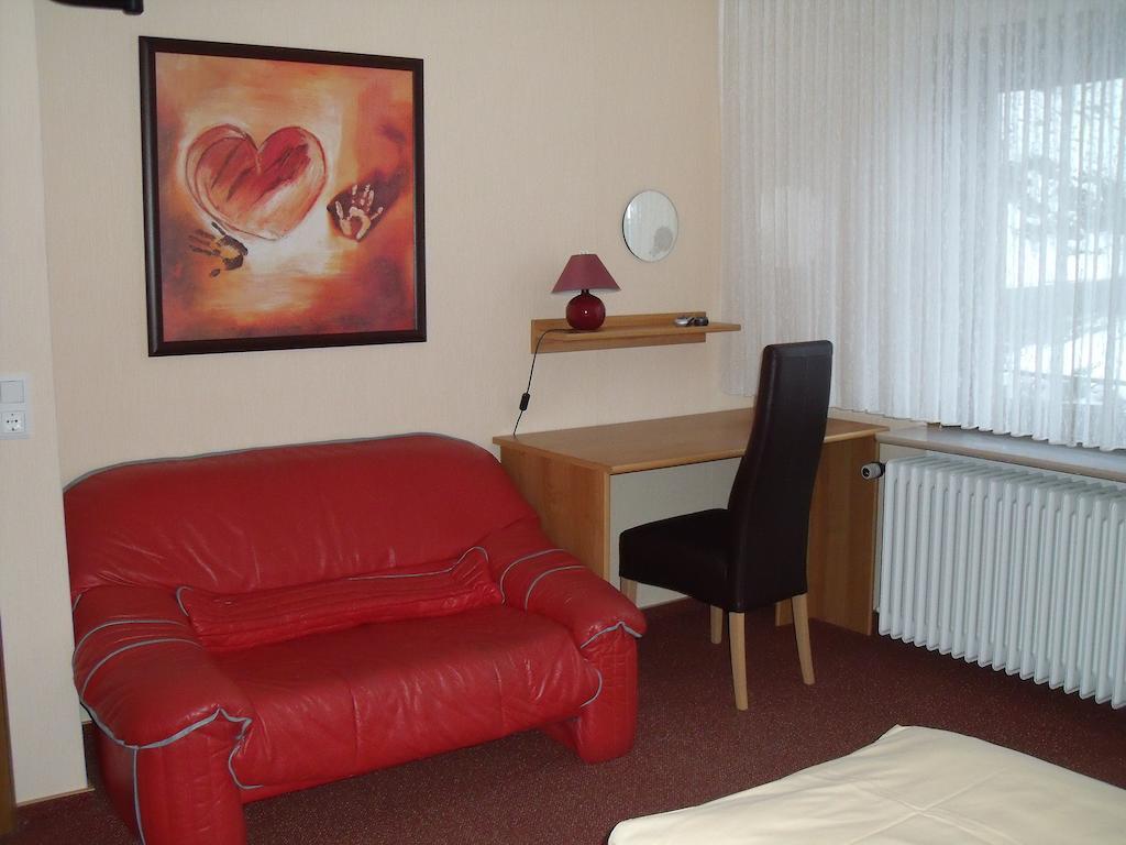 Aktivpension Regenbogen Willingen  Zimmer foto